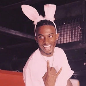 Meet your Posher, Aroncha